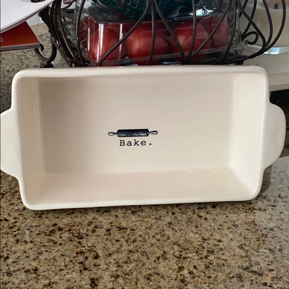 Rae Dunn loaf pan